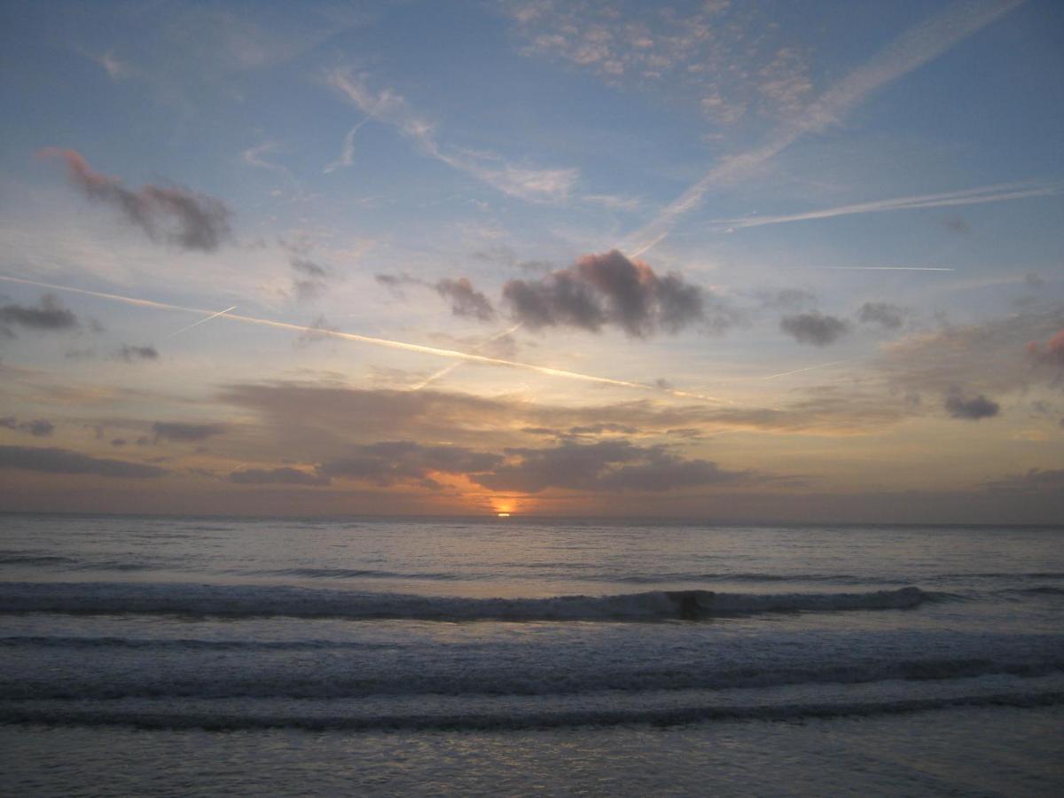 Location Barneville-Carteret à 100m de la plage Saint-Jean-de-la-Rivière Esterno foto